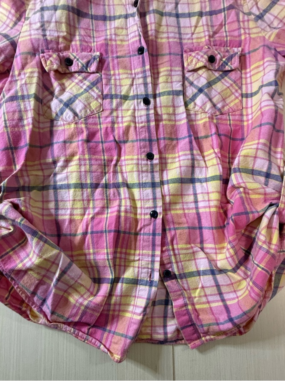 Pink Plaid Button-Down Shirt with Chest Pockets - Picture 2 of 13